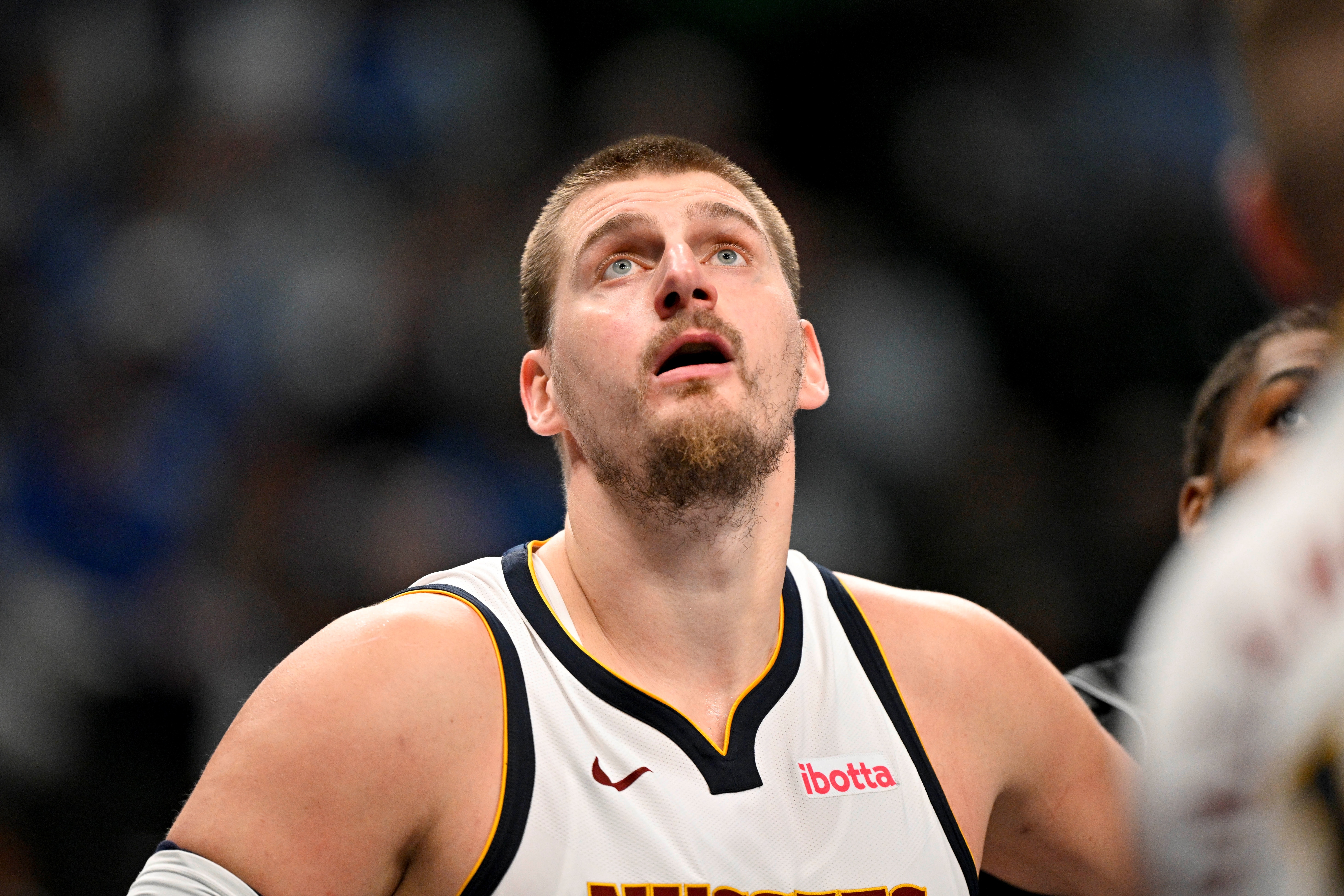 世界杯高清赛事平台-有点尴尬！掘金自约基奇复出后战绩1胜3负 仅击败快船