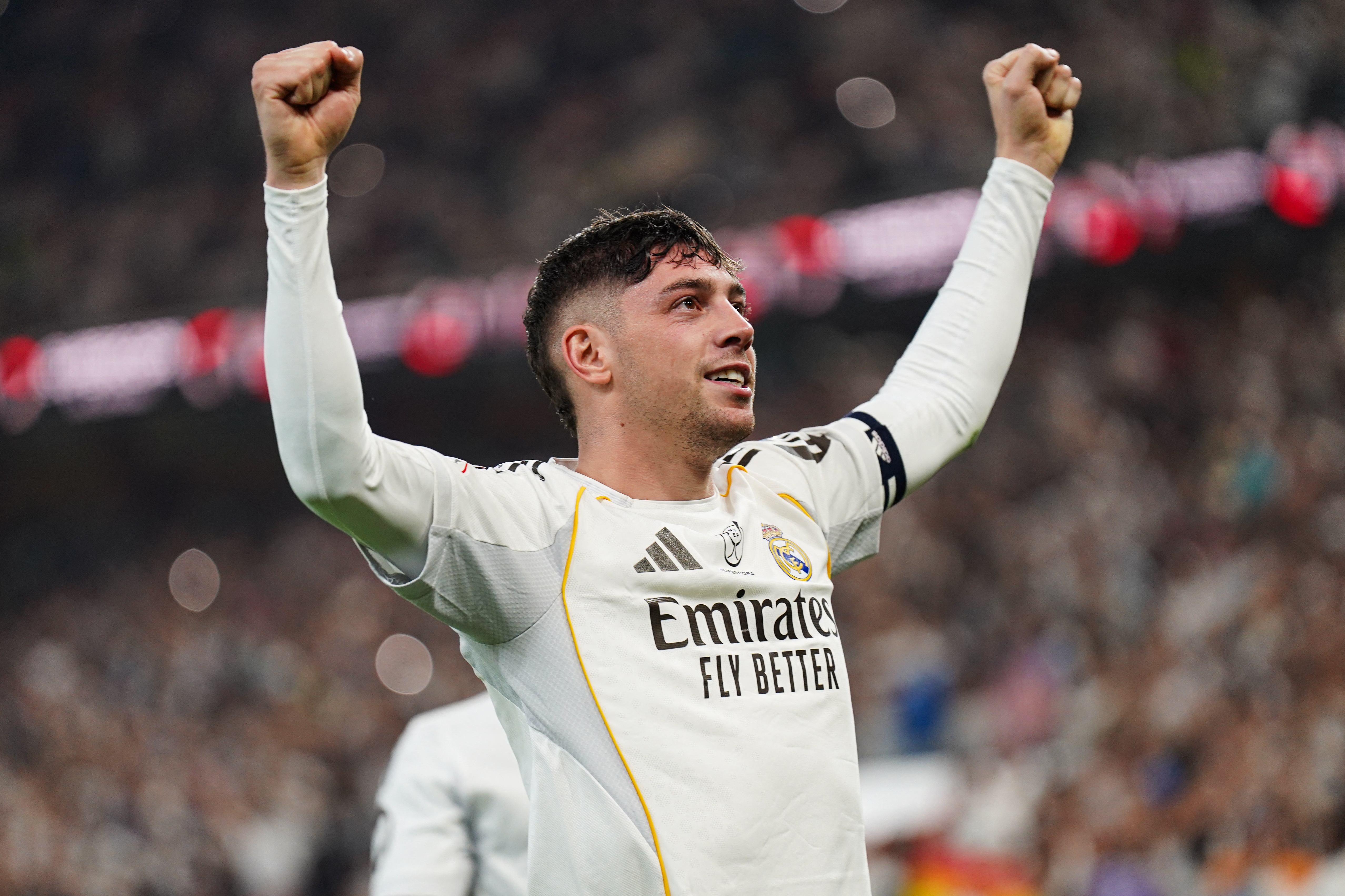 世界杯手机直播软件-实至名归！欧冠官方：上演帽子戏法的巴尔韦德当选本轮最佳球员