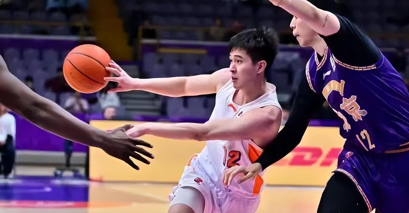 世界杯高清赛事平台-领先20多分被逼平，曾凌铉三分球9投9中没人防，这事不怪张庆鹏