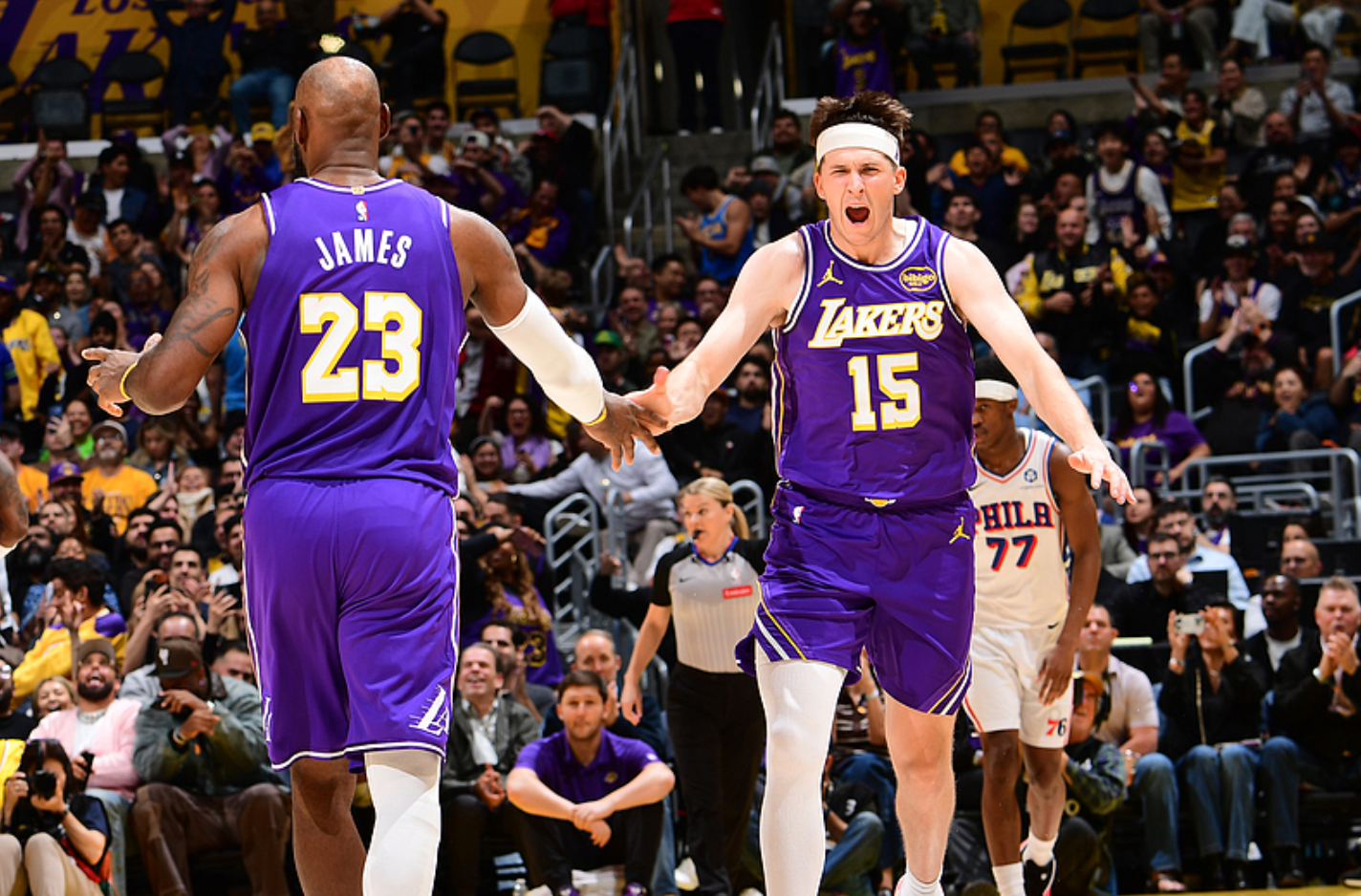 世界杯高清赛事平台-西部排名又变了：火箭爆冷连败，湖人坐收好礼，2队排名互换