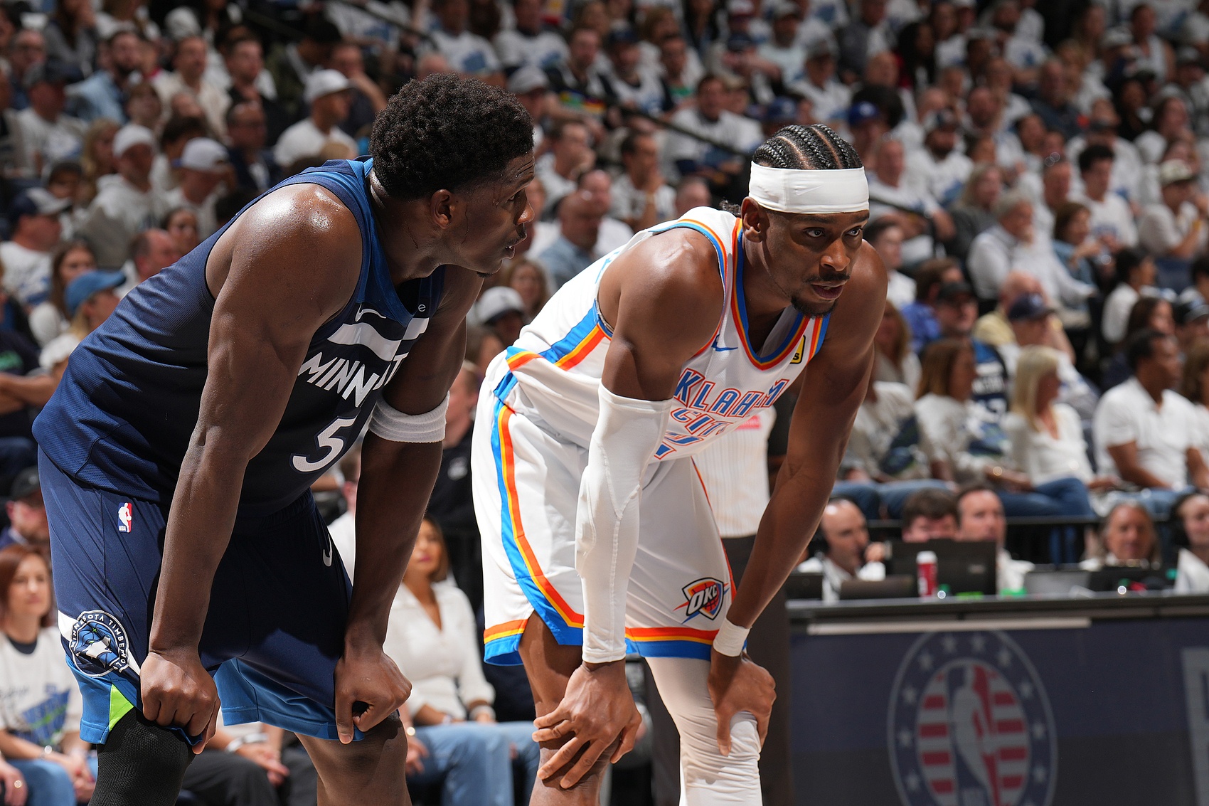 世界杯手机直播软件-苏群:去年两支西决球队都在连败 他们好像精神都不太集中