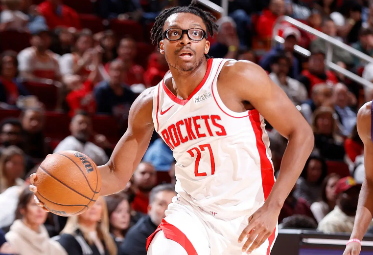 世界杯官方正版下载-前脚刚命中了一记三分，后脚火箭锋线新星就被立刻换下场了？