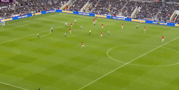 世界杯直播官网下载-卡里克上任首败 致命换人失误 曼联废材登场5分钟被晃晕+目送绝杀