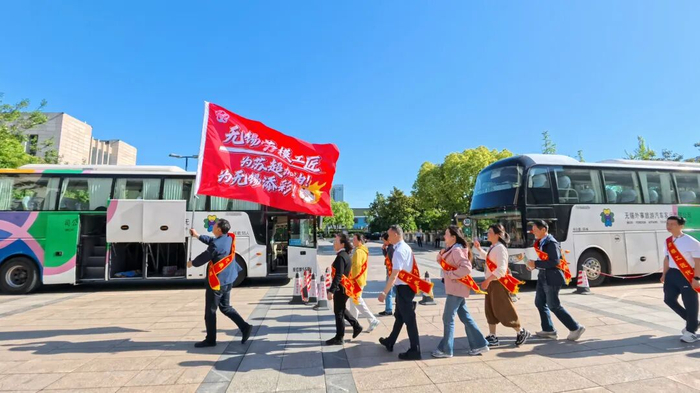 世界杯手机直播软件-以平凡，赴不凡！|江苏足球联赛|足球赛|无锡|小微企业|赛事_新浪体育_新浪新闻